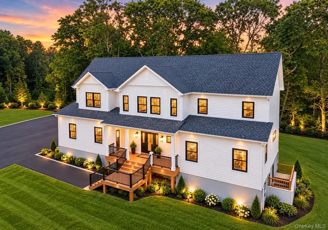 Photo 1 of Single family home for sale at 6 Pine Hl Ct, Brookhaven, NY 11777 | MLS# 1056902 | Listing updated on 2026-10-07