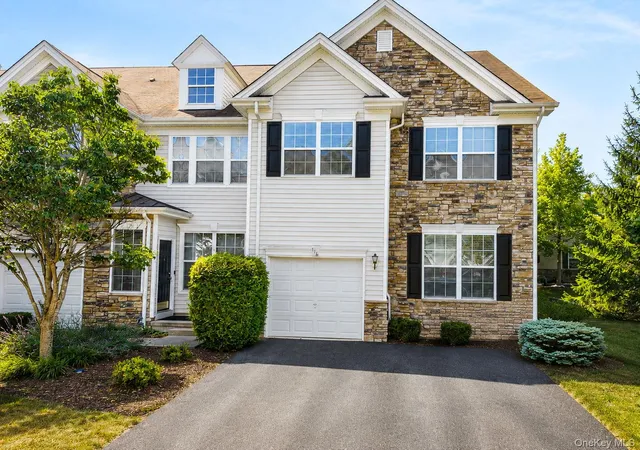 Condo for sale at 116 Barr Ln, Monroe, NY 10950 | MLS# 1056905