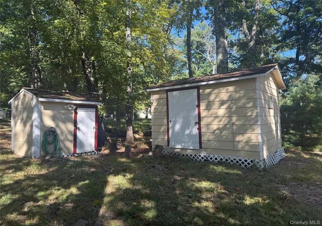 Photo 3 of Single family home for sale at 89 Minisink Trl, Glen Spey, NY 12737 | MLS# 1056934 | Listing updated on 2026-10-04