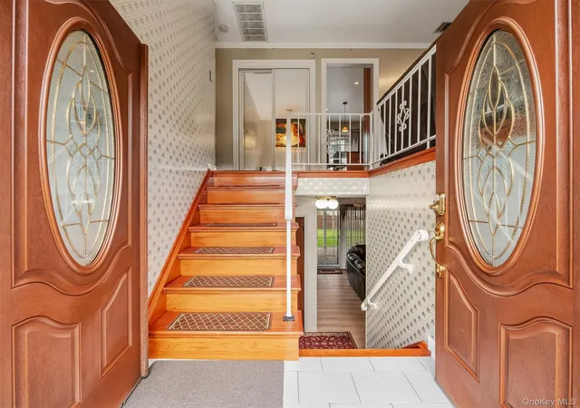 Photo 3 of Single family home for sale at 8 Carl Ct, Ramapo, NY 10977 | MLS# 1056946 | Listing updated on 2026-10-06