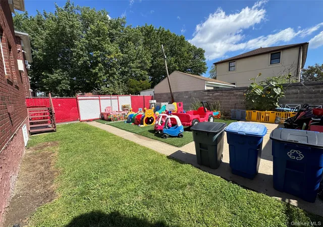 Photo 4 of House for sale at 2507 95th Street, New York, NY 11369 | MLS# 1056957 | Listing updated on 2026-10-07