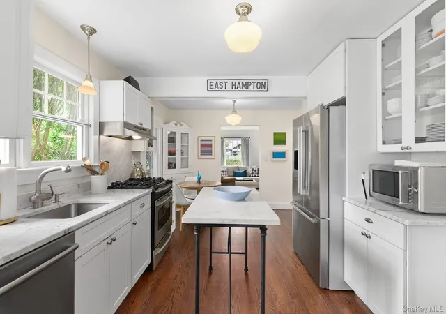 Photo 3 of Single family home for sale at 98 Sherrill Rd, East Hampton, NY 11937 | MLS# 1056992 | Listing updated on 2026-10-03