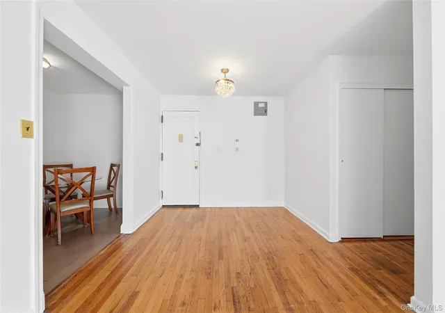 Listing Photo 3 - Condo for sale in building located at 2860 Bailey Ave, Bronx, NY 10463 - Unit #5H