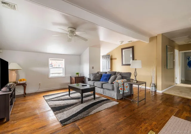 Photo 3 of Single family home for sale at 35 Sycamore St, Kingston, NY 12401 | MLS# 1057069 | Listing updated on 2026-10-07