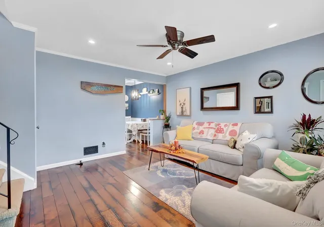 Photo 3 of Single family home for sale at 96 Washington Ave, Islip, NY 11752 | MLS# 1057102 | Listing updated on 2026-10-01