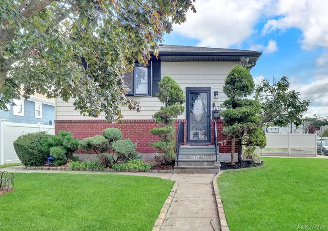 Single family home for sale at 3273 5th Street, Hempstead, NY 11572 | MLS# 1057118