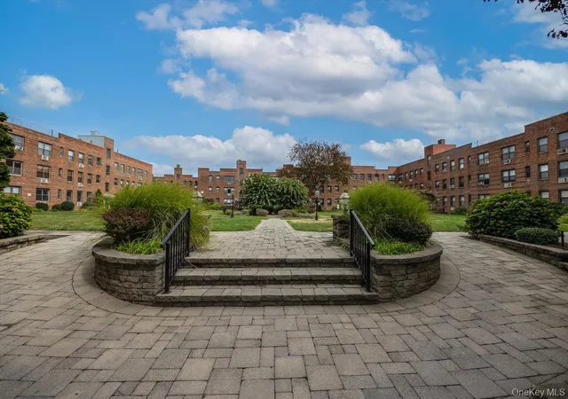 House for sale at 1 Jefferson Ave #H8, Rockville Centre, NY 11570 | MLS# 1057123 | Listing updated on 2026-10-03