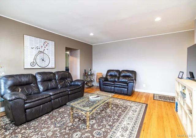 Photo 2 of House for sale at 1 Jefferson Ave #H8, Rockville Centre, NY 11570 | MLS# 1057123 | Listing updated on 2026-10-03