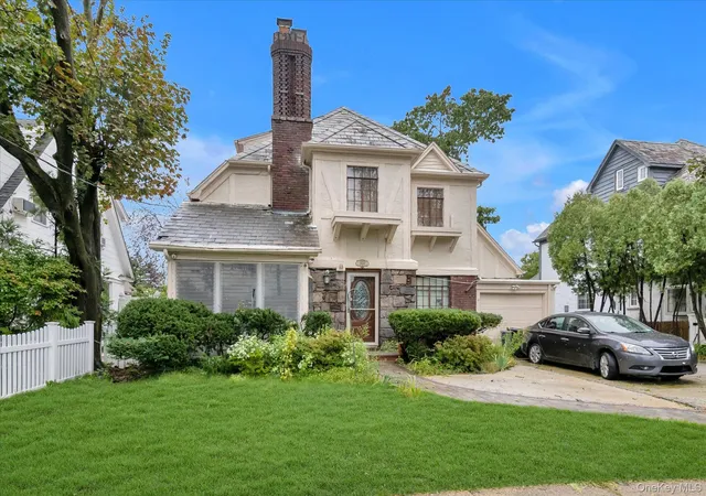 Single family home for sale at 1509 Hewlett Ave, Hempstead, NY 11557 | MLS# 1057133