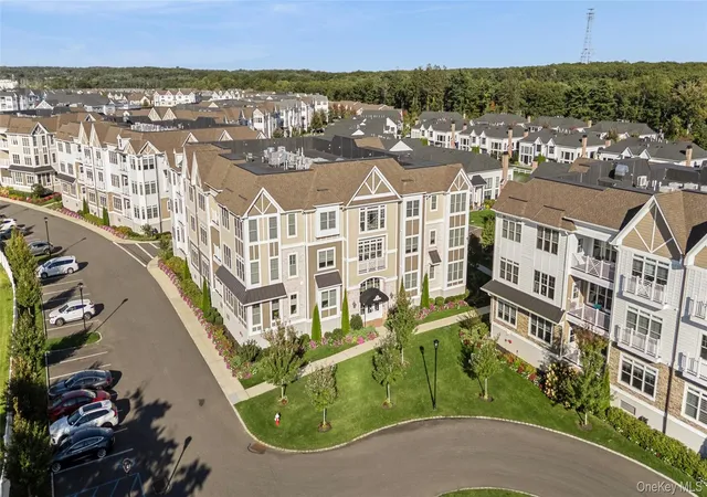 Photo 3 of Condo for sale at 20305 Aspenwood Dr #20305, Plainview, NY 11803 | MLS# 1057136 | Listing updated on 2026-10-11