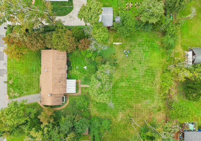 Photo 3 of Single family home for sale at 365 Van Buren St, Smithtown, NY 11780 | MLS# 1057154 | Listing updated on 2026-10-01