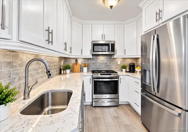 Listing Photo 1 - Condo for sale in building located at 5635 Netherland Ave, Bronx, NY 11238 - Unit #2C