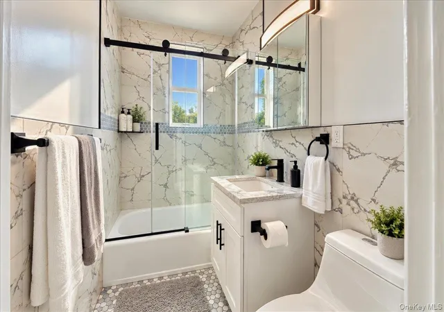Listing Photo 3 - Condo for sale in building located at 5635 Netherland Ave, Bronx, NY 11238 - Unit #2C