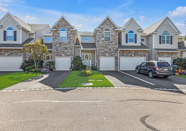 Photo 1 of Condo for sale at 115 Manitou Trl, Smithtown, NY 11754 | MLS# 1057203 | Listing updated on 2026-10-08