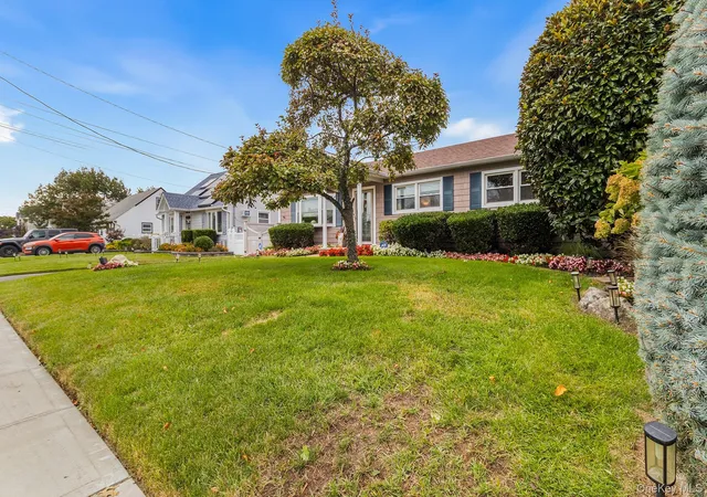 Photo 3 of Single family home for sale at 142 Montgomery Ave, Hempstead, NY 11572 | MLS# 1057212 | Listing updated on 2026-10-01