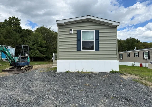 Photo 2 of Manufactured home for sale at 62 Peebles Ln, Mamakating, NY 12721 | MLS# 1057213 | Listing updated on 2026-10-05