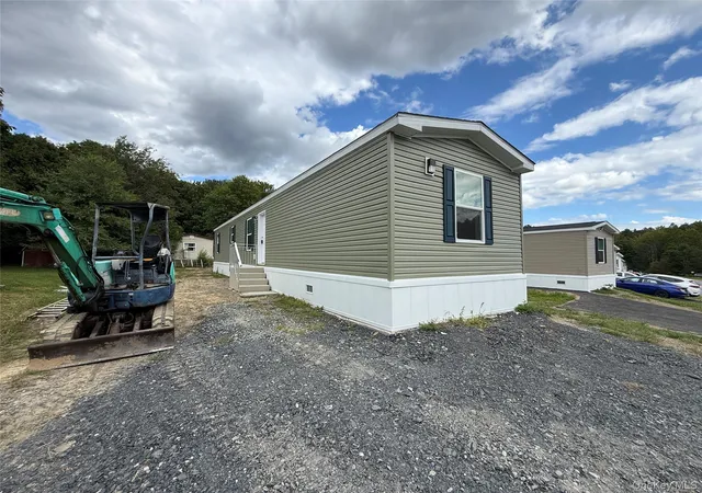 Photo 3 of Manufactured home for sale at 62 Peebles Ln, Mamakating, NY 12721 | MLS# 1057213 | Listing updated on 2026-10-05