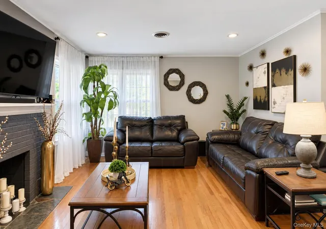 Photo 3 of Single family home for sale at 15 Randall Hts, Middletown, NY 10940 | MLS# 1057215 | Listing updated on 2026-10-08