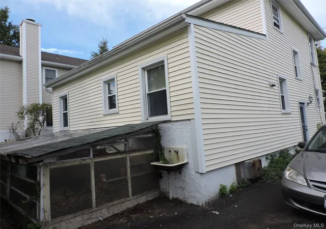 Photo 3 of Single family home for sale at 94 Locust Ave, Eastchester, NY 10583 | MLS# 1057273 | Listing updated on 2026-10-06