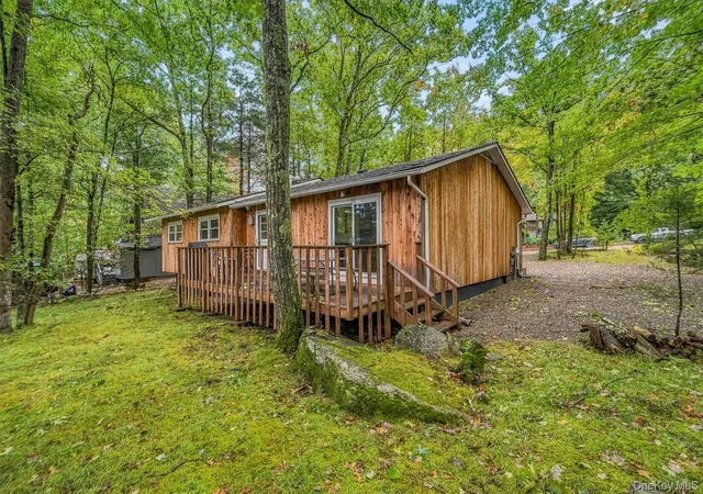 Photo 3 of Single family home for sale at 14 Essex St, Thompson, NY 12775 | MLS# 1057286 | Listing updated on 2026-10-07