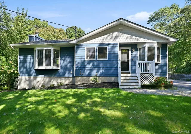 Photo 1 of Single family home for sale at 82 Oakwood Dr, Riverhead, NY 11792 | MLS# 1057309 | Listing updated on 2026-10-07