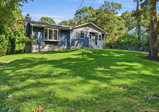 Photo 31 of Single family home for sale at 82 Oakwood Dr, Riverhead, NY 11792 | MLS# 1057309 | Listing updated on 2026-10-07