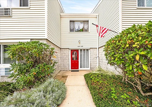 Condo for sale at 42 Richmond Blvd #3A, Brookhaven, NY 11779 | MLS# 1057312