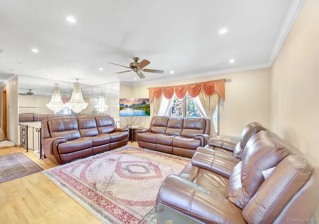 Photo 3 of Single family home for sale at 2 Old Broadway, North Hempstead, NY 11040 | MLS# 1057331 | Listing updated on 2026-10-07