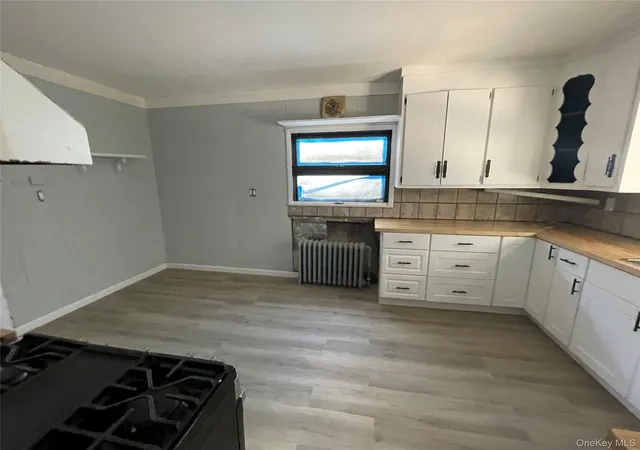 Photo 3 of Single family home for sale at 39 Hilbert St, Hempstead, NY 11550 | MLS# 1057340 | Listing updated on 2026-10-03