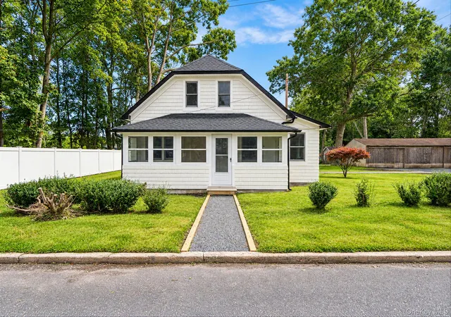 Single family home for sale at 61 Bank St, Center Moriches, NY 11934 | MLS# 1057352