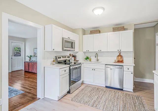 Photo 4 of Single family home for sale at 61 Bank St, Center Moriches, NY 11934 | MLS# 1057352 | Listing updated on 2026-10-01