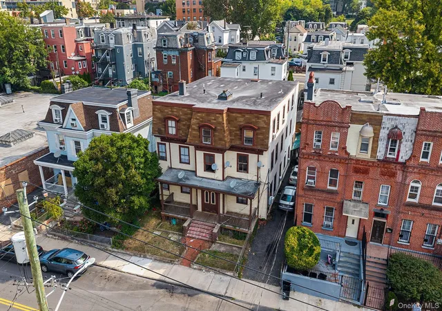 Photo 4 of House for sale at 188 Buena Vista Ave, Yonkers, NY 10701 | MLS# 1057390 | Listing updated on 2026-10-01