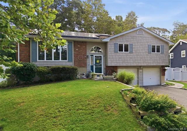 Single family home for sale at 26 Pickwick Hl Dr, Huntington Station, NY 11746 | MLS# 1057394