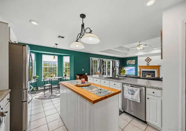 Photo 3 of Single family home for sale at 32 Valley Ct, Warwick (town), NY 10921 | MLS# 1057397 | Listing updated on 2026-10-10
