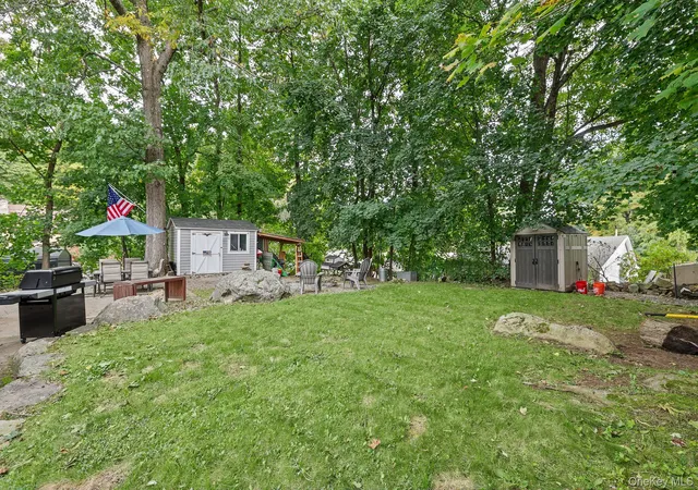 Photo 16 of Single family home for sale at 11 Norwood Rd, Patterson, NY 12563 | MLS# 1057398 | Listing updated on 2026-10-16