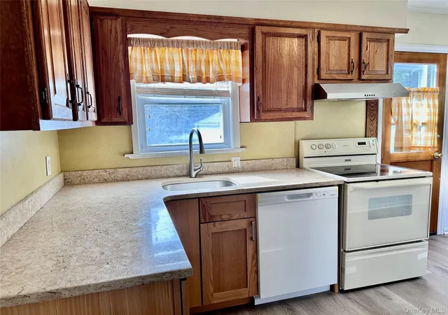 Photo 2 of Single family home for sale at 484 Chelsea Rd, Hempstead, NY 11572 | MLS# 1057465 | Listing updated on 2026-10-01