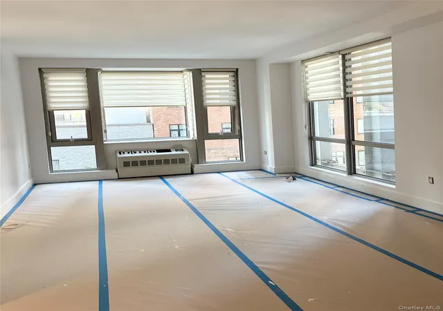Photo 4 of Condo for sale at 44-15 Purves St #5A, New York, NY 11101 | MLS# 1057479 | Listing updated on 2026-10-09