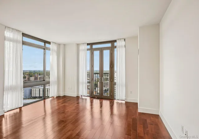 Photo 4 of Condo for sale at 175 Huguenot St #2107, New Rochelle, NY 10801 | MLS# 1057482 | Listing updated on 2026-10-02