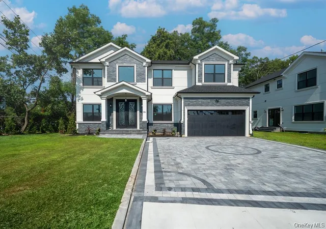 Photo 1 of Single family home for sale at 770 Cedar St, Oyster Bay, NY 11791 | MLS# 1057504 | Listing updated on 2026-10-08