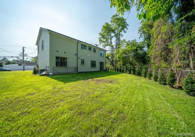 Photo 10 of Single family home for sale at 770 Cedar St, Oyster Bay, NY 11791 | MLS# 1057504 | Listing updated on 2026-10-08