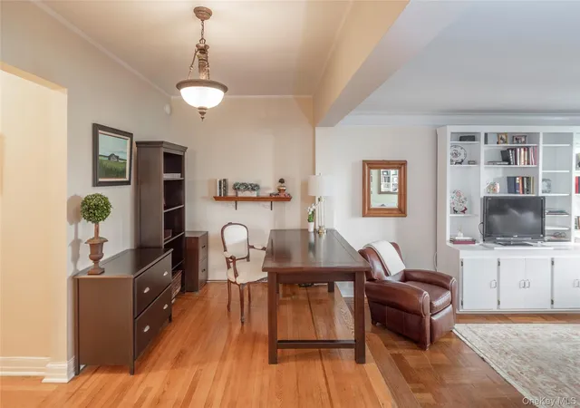 Photo 2 of House for sale at 35 Parkview Ave #1D, Bronxville, NY 10708 | MLS# 1057513 | Listing updated on 2026-10-03