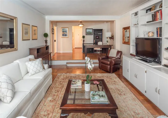 Photo 3 of House for sale at 35 Parkview Ave #1D, Bronxville, NY 10708 | MLS# 1057513 | Listing updated on 2026-10-03