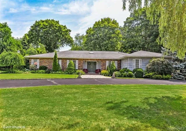 Photo 2 of Single family home for sale at 23 Hl House Ln, Oyster Bay, NY 11545 | MLS# 1057516 | Listing updated on 2026-10-07