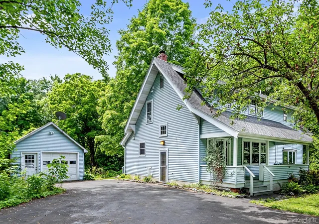 Photo 2 of Single family home for sale at 102 E Market St, Hyde Park, NY 12538 | MLS# 1057519 | Listing updated on 2026-10-04
