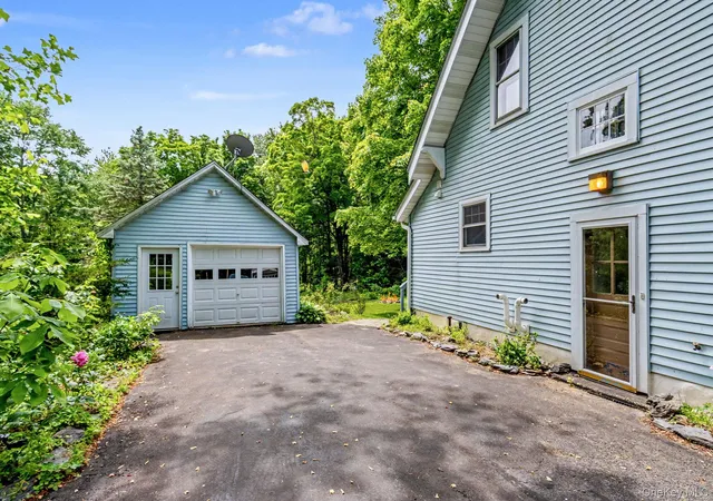 Photo 3 of Single family home for sale at 102 E Market St, Hyde Park, NY 12538 | MLS# 1057519 | Listing updated on 2026-10-04