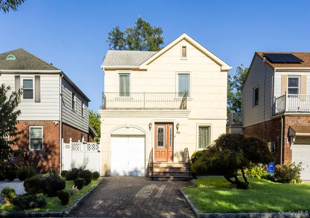 Photo 2 of Single family home for sale at 73-35 195th Street, New York, NY 11366 | MLS# 1057607 | Listing updated on 2026-10-25