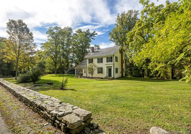 Single family home for sale at 262 Stissing Rd, Stanford, NY 12581 | MLS# 1057612
