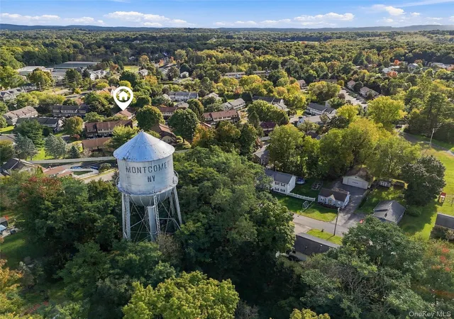 Photo 1 of Single family home for sale at 18 Autumn Leaf Ct, Montgomery, NY 12549 | MLS# 1057617 | Listing updated on 2026-10-06