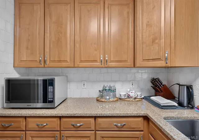 Photo 3 of House for sale at 9 Sentry Pl #2C, Scarsdale, NY 10583 | MLS# 1057626 | Listing updated on 2026-10-08