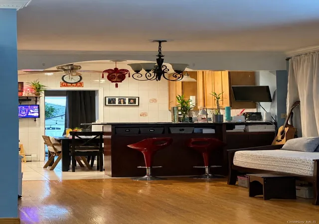 Photo 2 of Multi family home for sale at 1842 Paulding Ave, New York, NY 10462 | MLS# 1057634 | Listing updated on 2026-10-01